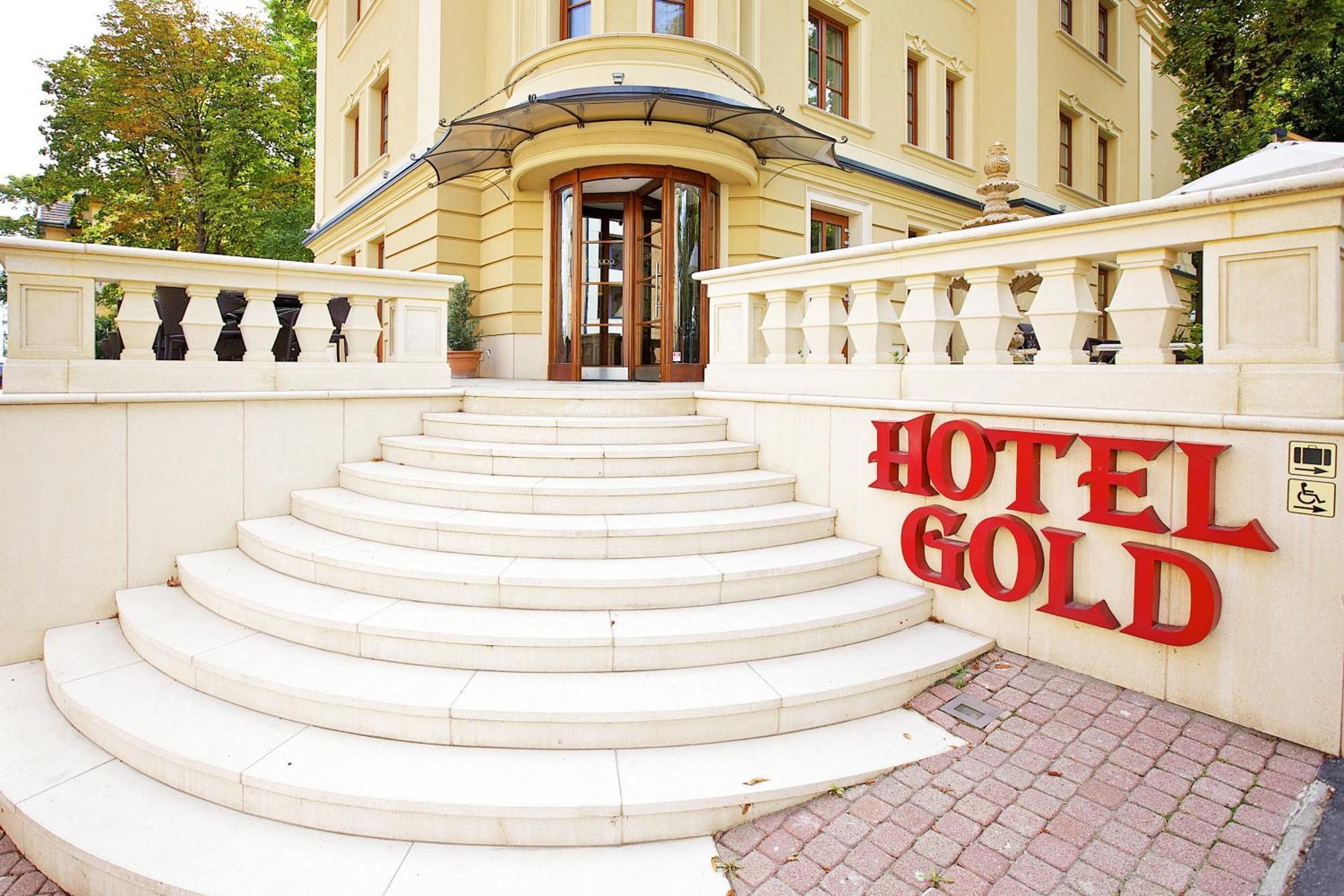 Gold Hotel&Apartments Boedapest Buitenkant foto