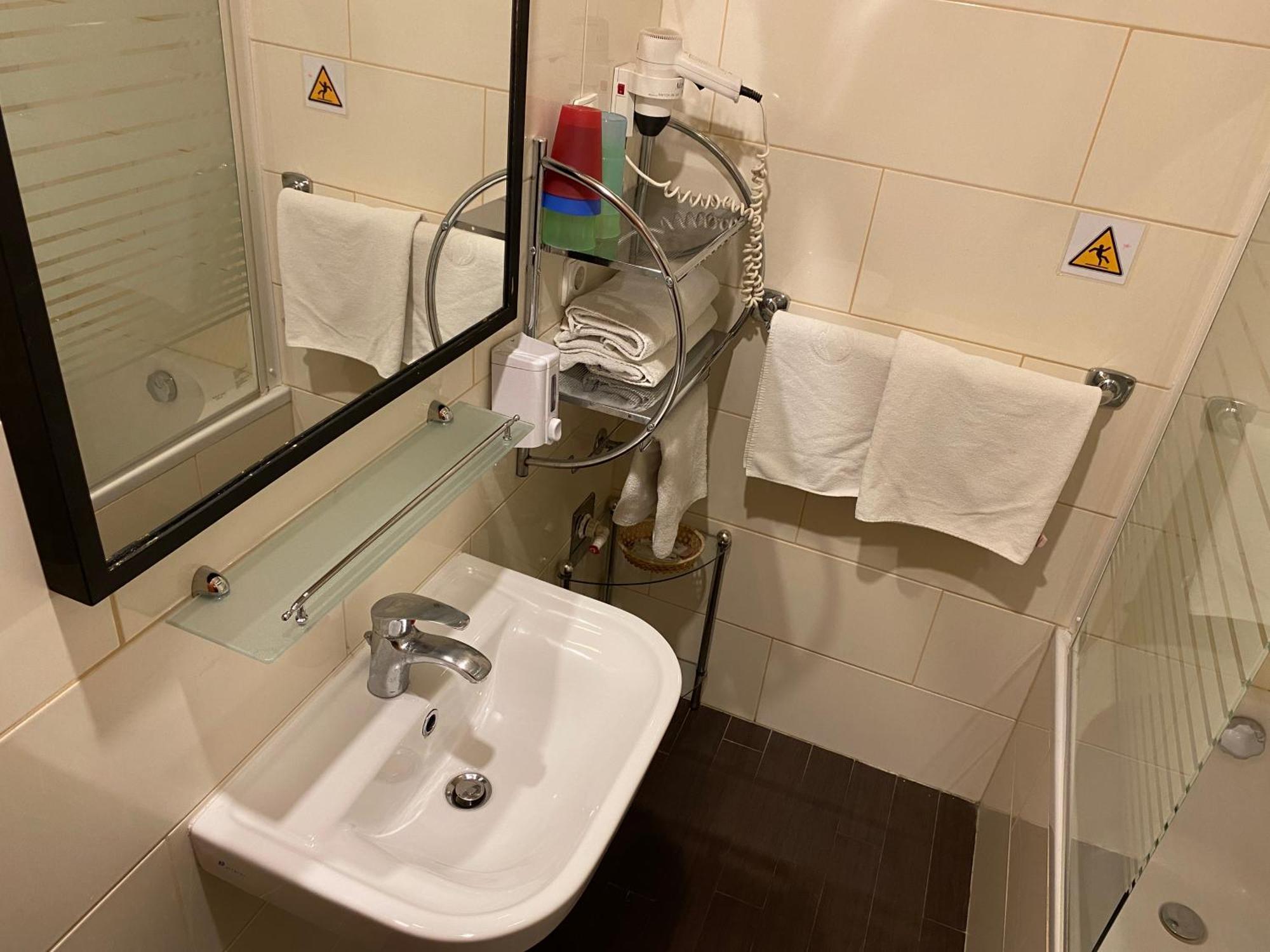 Gold Hotel&Apartments Boedapest Kamer foto